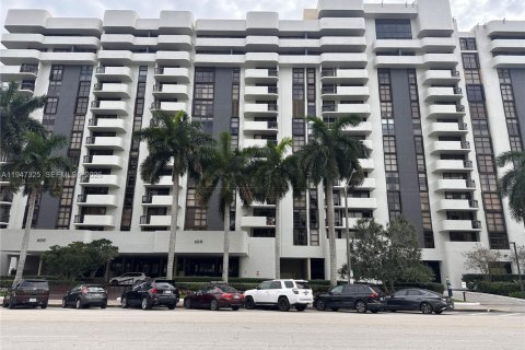 Condominio en Coral Gables, Florida, 2 dormitorios  № 2007518