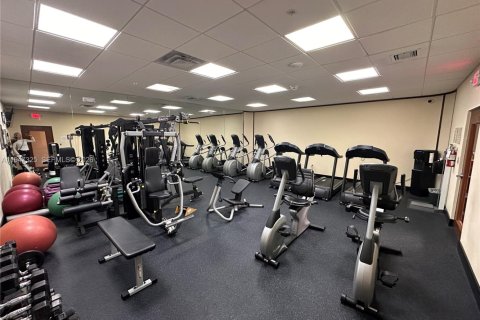 Condominio en venta en Coral Gables, Florida, 2 dormitorios, 132.2 m2 № 2007518 - foto 15