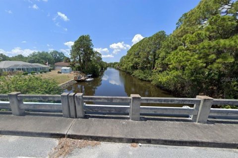 Terreno en venta en Port Charlotte, Florida № 2212891 - foto 18