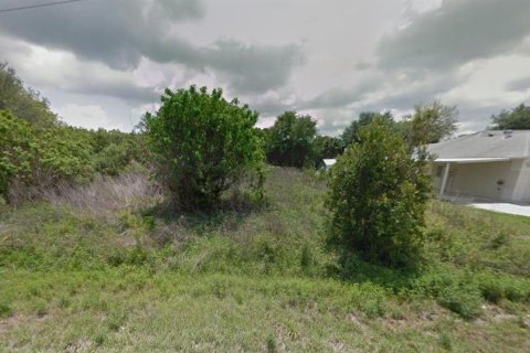 Terreno en venta en Port Charlotte, Florida № 2212891 - foto 3