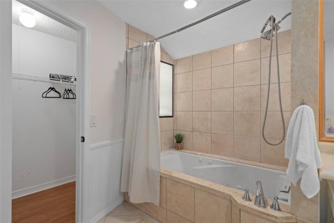 Condominio en venta en Altamonte Springs, Florida, 2 dormitorios, 108.7 m2 № 1853998 - foto 16