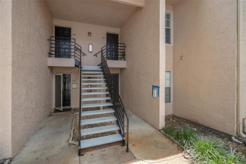 Condominio en venta en Altamonte Springs, Florida, 2 dormitorios, 108.7 m2 № 1853998 - foto 2