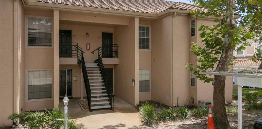 Condominio en Altamonte Springs, Florida, 2 dormitorios  № 1853998
