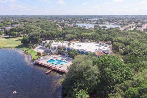 Снять в аренду кондоминиум в Дейви, Флорида 2 спальни, 89.19м2, № 1988033 - фото 9