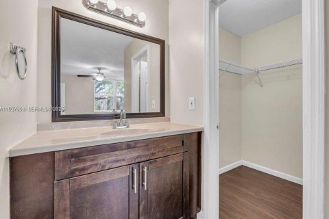 Снять в аренду кондоминиум в Дейви, Флорида 2 спальни, 89.19м2, № 1988033 - фото 6