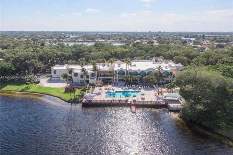 Снять в аренду кондоминиум в Дейви, Флорида 2 спальни, 89.19м2, № 1988033 - фото 7