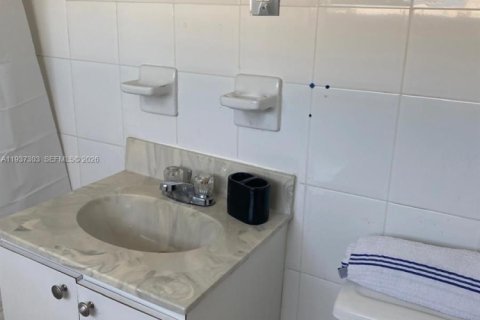 Copropriété à vendre à Miami Beach, Floride: 37.16 m2 № 1996402 - photo 5