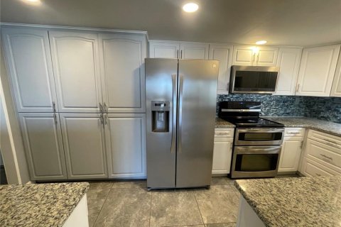 Copropriété à louer à Clearwater, Floride: 2 chambres, 115.2 m2 № 1881200 - photo 4