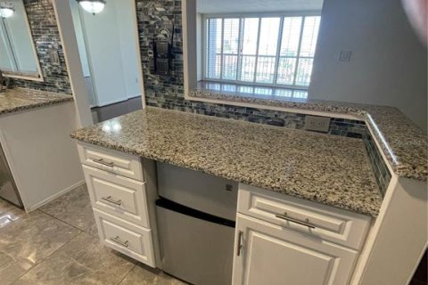 Copropriété à louer à Clearwater, Floride: 2 chambres, 115.2 m2 № 1881200 - photo 10