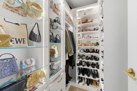 Condominio en venta en Miami, Florida, 3 dormitorios, 184.23 m2 № 2003729 - foto 15