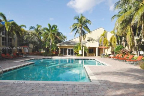 Copropriété à vendre à Tamarac, Floride: 1 chambre, 57.13 m2 № 2048944 - photo 25