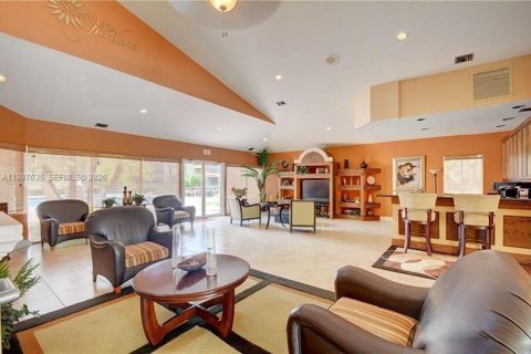 Copropriété à vendre à Tamarac, Floride: 1 chambre, 57.13 m2 № 2048944 - photo 27