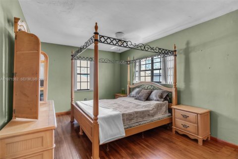 Villa ou maison à vendre à West Miami, Floride: 3 chambres, 164.16 m2 № 2038207 - photo 8