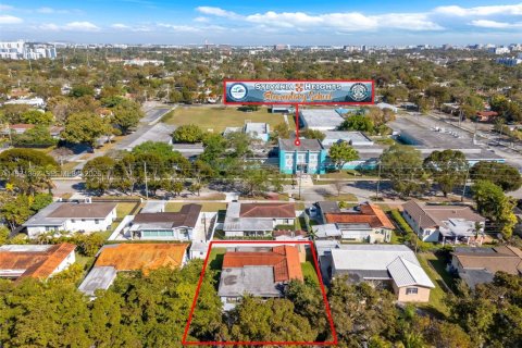 Villa ou maison à vendre à West Miami, Floride: 3 chambres, 164.16 m2 № 2038207 - photo 19
