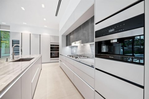 Villa ou maison à vendre à Fort Lauderdale, Floride: 4 chambres, 436.08 m2 № 2328724 - photo 8