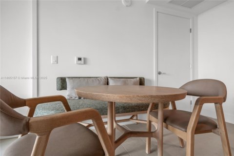 Condominio en alquiler en Miami, Florida, 1 dormitorio, 54.63 m2 № 2059861 - foto 9