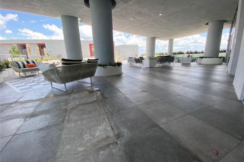 Condominio en alquiler en Sunrise, Florida, 1 dormitorio, 47.66 m2 № 1979254 - foto 16