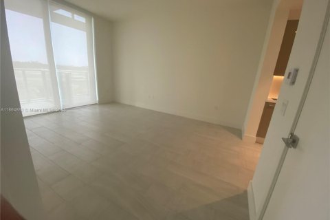 Condominio en alquiler en Sunrise, Florida, 1 dormitorio, 47.66 m2 № 1979254 - foto 7
