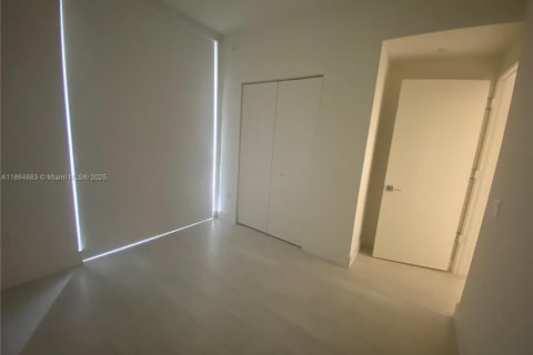 Condominio en alquiler en Sunrise, Florida, 1 dormitorio, 47.66 m2 № 1979254 - foto 11