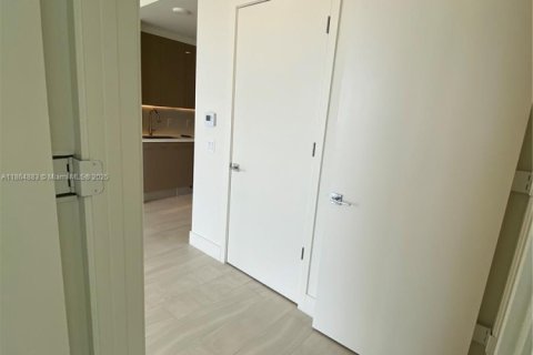 Condominio en alquiler en Sunrise, Florida, 1 dormitorio, 47.66 m2 № 1979254 - foto 12