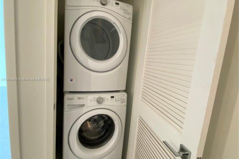 Condominio en alquiler en Sunrise, Florida, 1 dormitorio, 47.66 m2 № 1979254 - foto 14