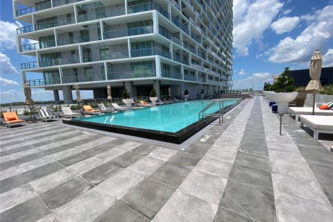 Condominio en alquiler en Sunrise, Florida, 1 dormitorio, 47.66 m2 № 1979254 - foto 28