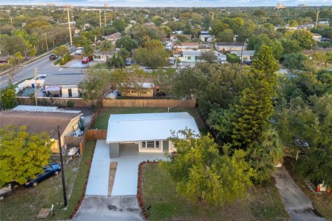 Villa ou maison à vendre à Pompano Beach, Floride: 2 chambres, 92.07 m2 № 2007269 - photo 24