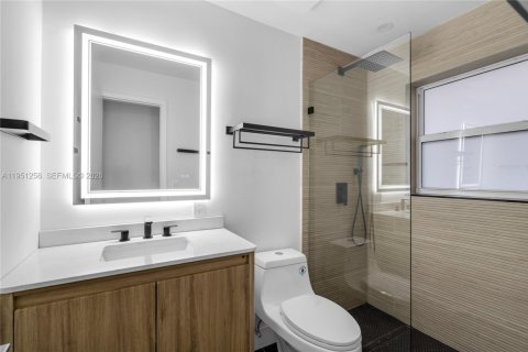 Villa ou maison à vendre à Pompano Beach, Floride: 2 chambres, 92.07 m2 № 2007269 - photo 14