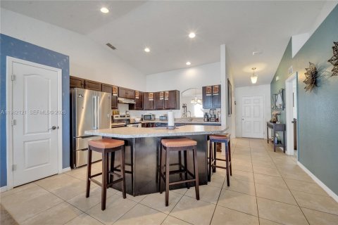 House in Davenport, Florida 4 bedrooms № 2049724 - photo 16