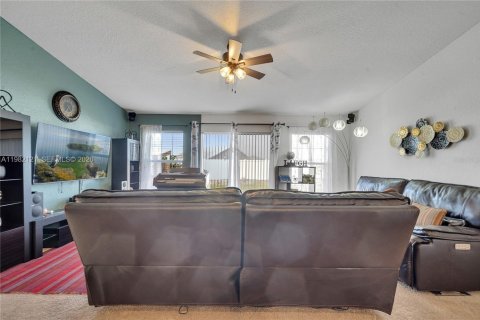 House in Davenport, Florida 4 bedrooms № 2049724 - photo 19