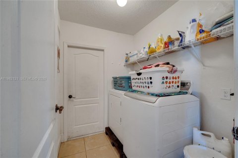 House in Davenport, Florida 4 bedrooms № 2049724 - photo 25