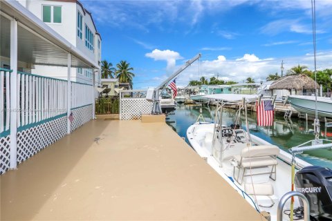 House in Tavernier, Florida 3 bedrooms, 101.64 sq.m. № 1888961 - photo 13