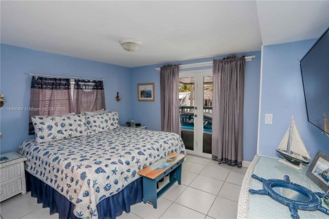 House in Tavernier, Florida 3 bedrooms, 101.64 sq.m. № 1888961 - photo 28
