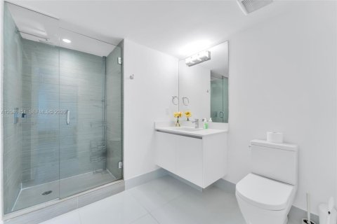 Condo in Sunny Isles Beach, Florida, 3 bedrooms № 2241641 - photo 8
