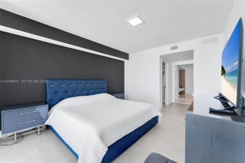 Condo in Sunny Isles Beach, Florida, 3 bedrooms № 2241641 - photo 10