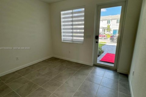 Townhouse in Homestead, Florida 3 bedrooms № 1987619 - photo 30