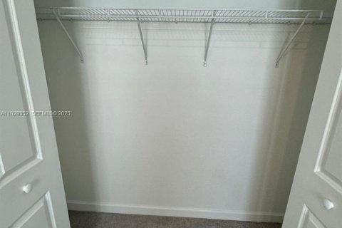 Townhouse in Homestead, Florida 3 bedrooms № 1987619 - photo 10