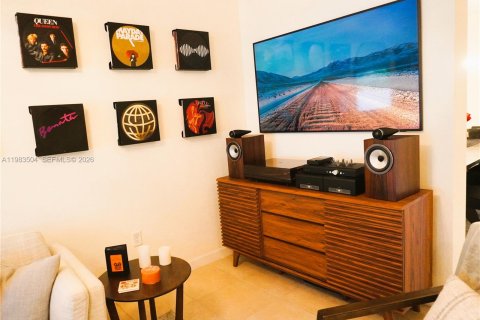 Купить таунхаус в Хайалиа, Флорида 3 спальни, 154.96м2, № 2048542 - фото 20