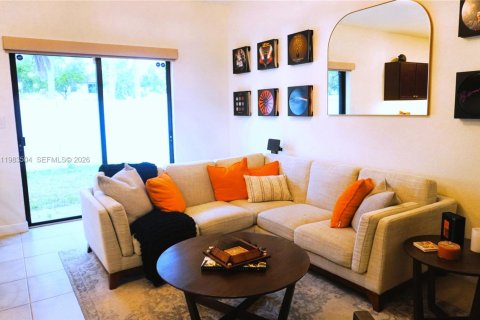 Купить таунхаус в Хайалиа, Флорида 3 спальни, 154.96м2, № 2048542 - фото 18