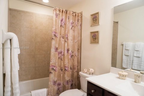 Купить таунхаус в Хайалиа, Флорида 3 спальни, 154.96м2, № 2048542 - фото 4