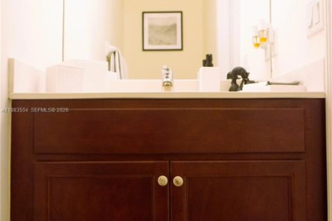 Купить таунхаус в Хайалиа, Флорида 3 спальни, 154.96м2, № 2048542 - фото 24