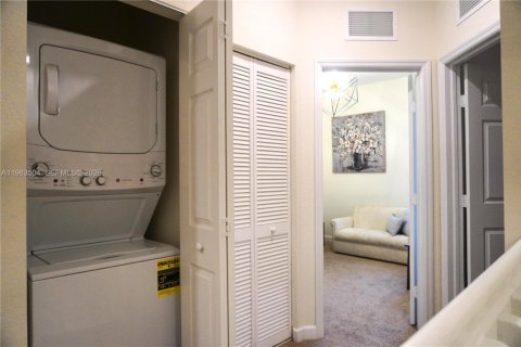 Купить таунхаус в Хайалиа, Флорида 3 спальни, 154.96м2, № 2048542 - фото 28