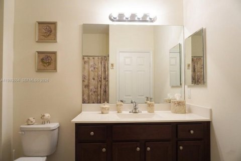 Купить таунхаус в Хайалиа, Флорида 3 спальни, 154.96м2, № 2048542 - фото 5