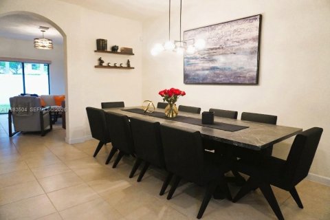 Купить таунхаус в Хайалиа, Флорида 3 спальни, 154.96м2, № 2048542 - фото 17