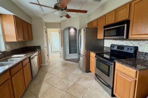 House in Weeki Wachee, Florida 3 bedrooms, 187.66 sq.m. № 1875763 - photo 6
