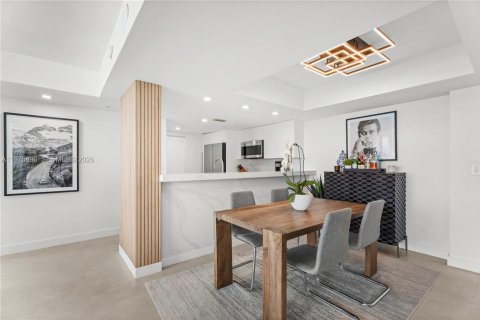 Copropriété à vendre à Miami Beach, Floride: 2 chambres, 100.15 m2 № 2041951 - photo 9