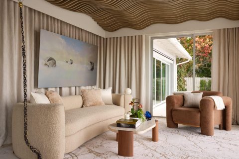 House in West Palm Beach, Florida 6 bedrooms, 434.13 sq.m. № 2253701 - photo 23