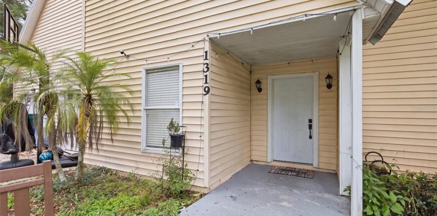 Villa ou maison à Casselberry, Floride 3 chambres, 186.92 m2 № 2400145