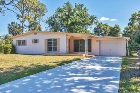 Villa ou maison à Port Charlotte, Floride 2 chambres, 107.4 m2 № 2354536