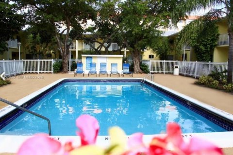 Condominio en alquiler en Plantation, Florida, 38.65 m2 № 2054312 - foto 2